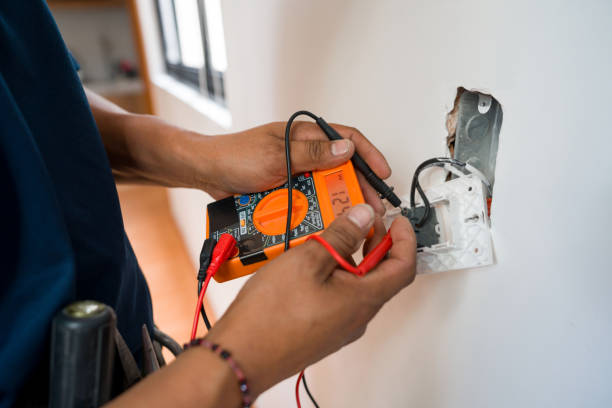 Best Circuit Breaker Repair  in Elroy, WI