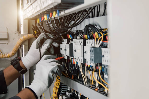 Best Electrical Contractors for Businesses  in Elroy, WI